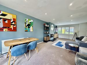 Photo 9- click for photo gallery